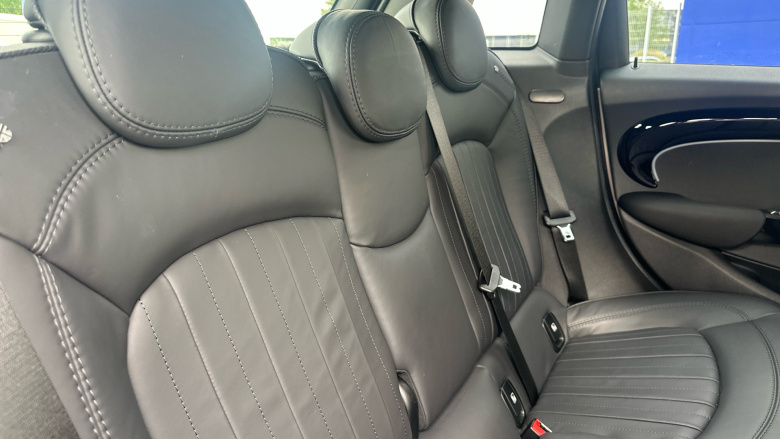 MINI Hatchback 2.0 Cooper S Exclusive 5dr Petrol Hatchback